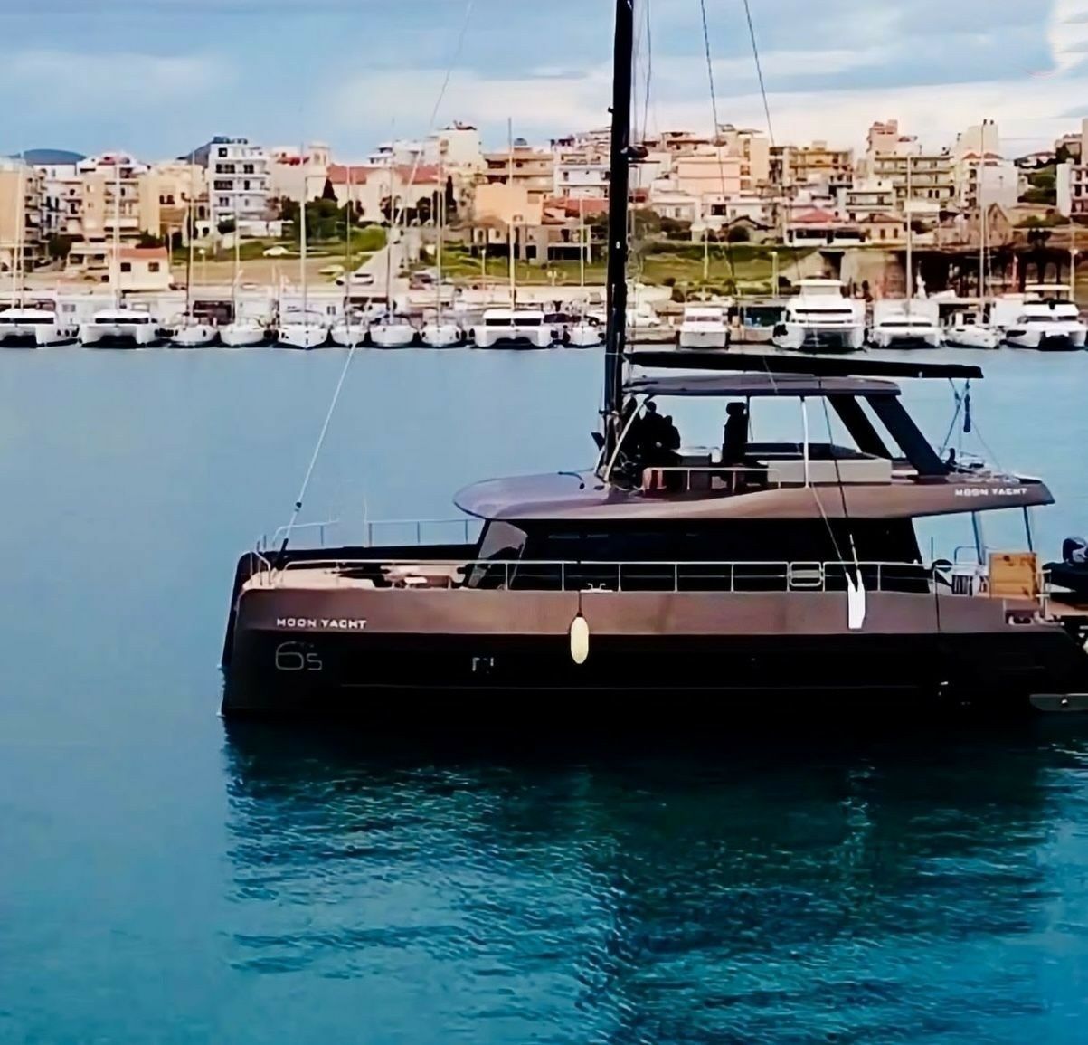 Moon 63 | Honeymoon