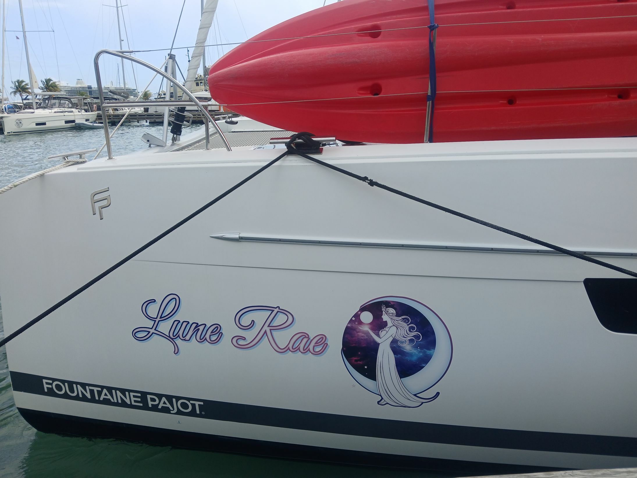 Fountaine Pajot Aura 51 | Lune Rae