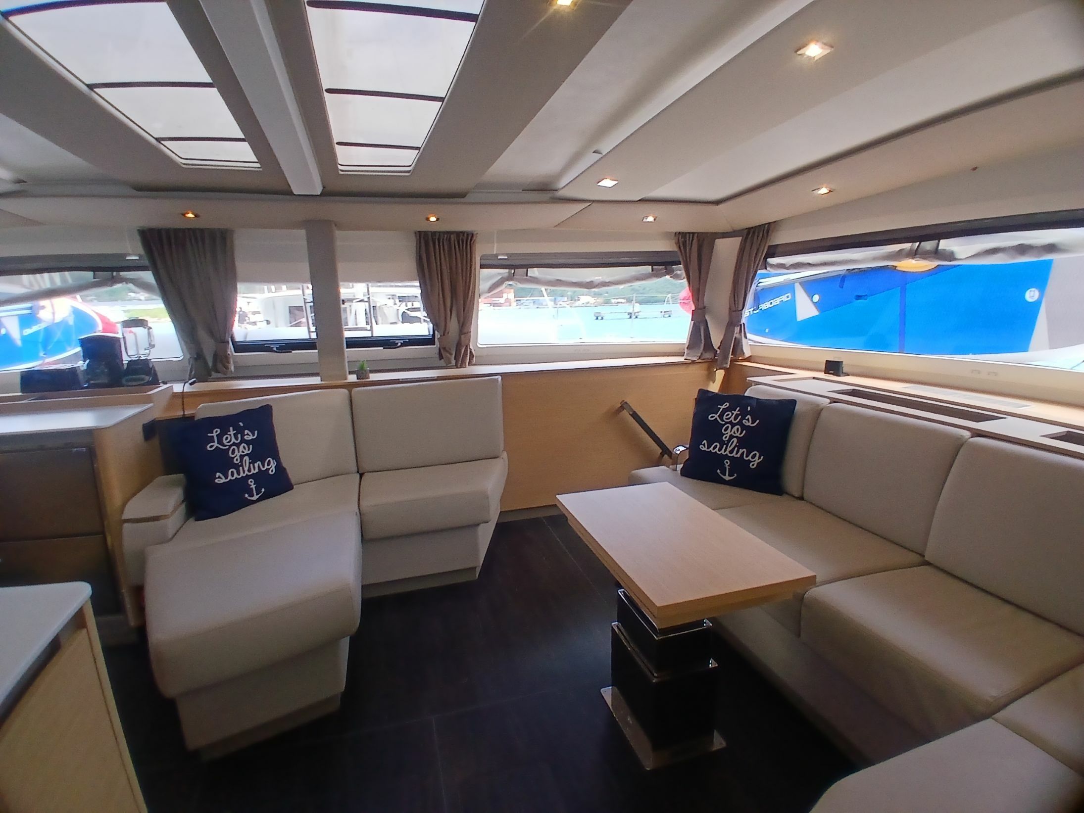 Fountaine Pajot Aura 51 | Lune Rae