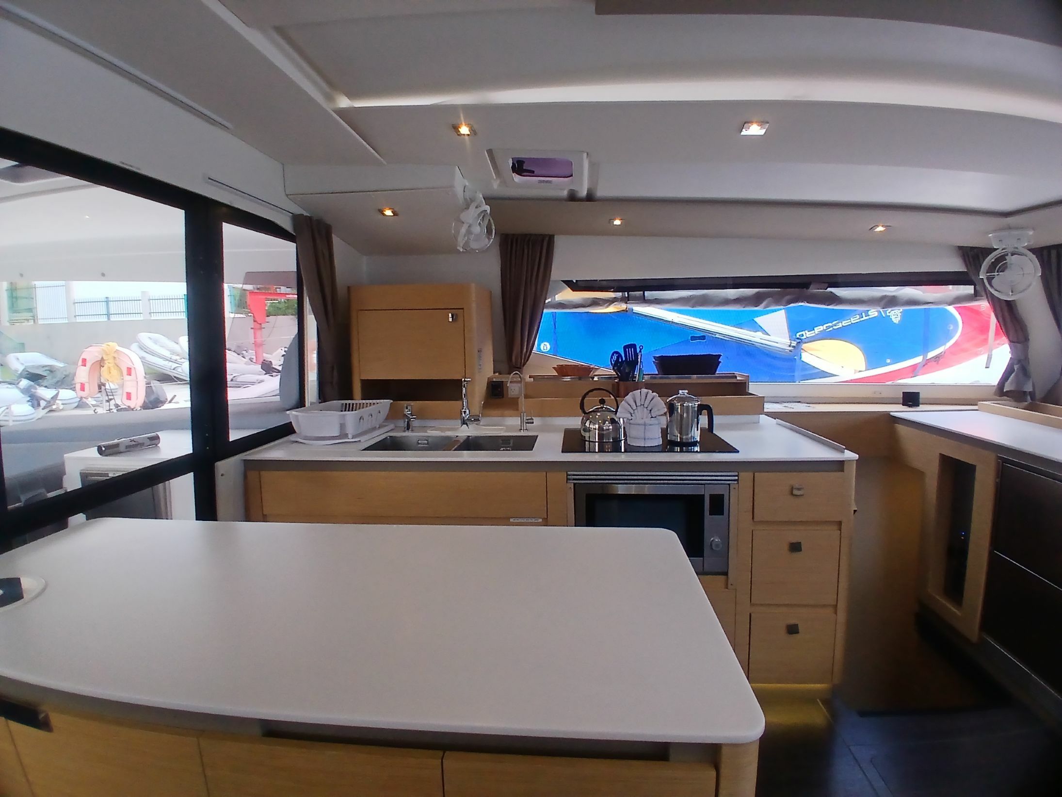 Fountaine Pajot Aura 51 | Lune Rae