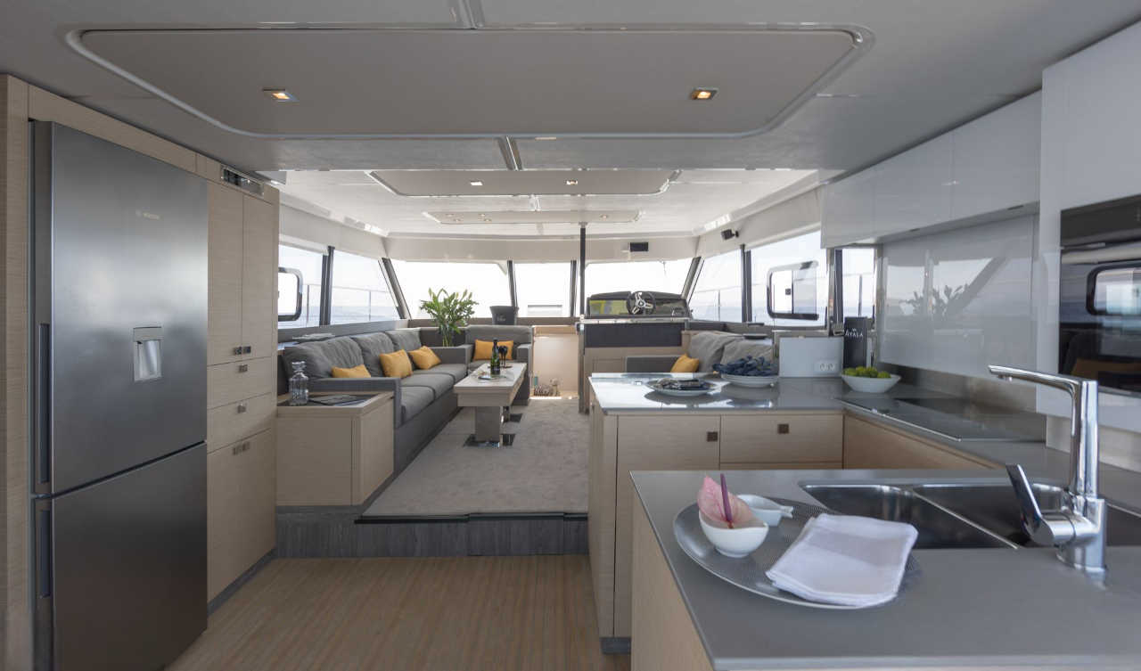 Fountaine Pajot MY6 | Mamma Mia