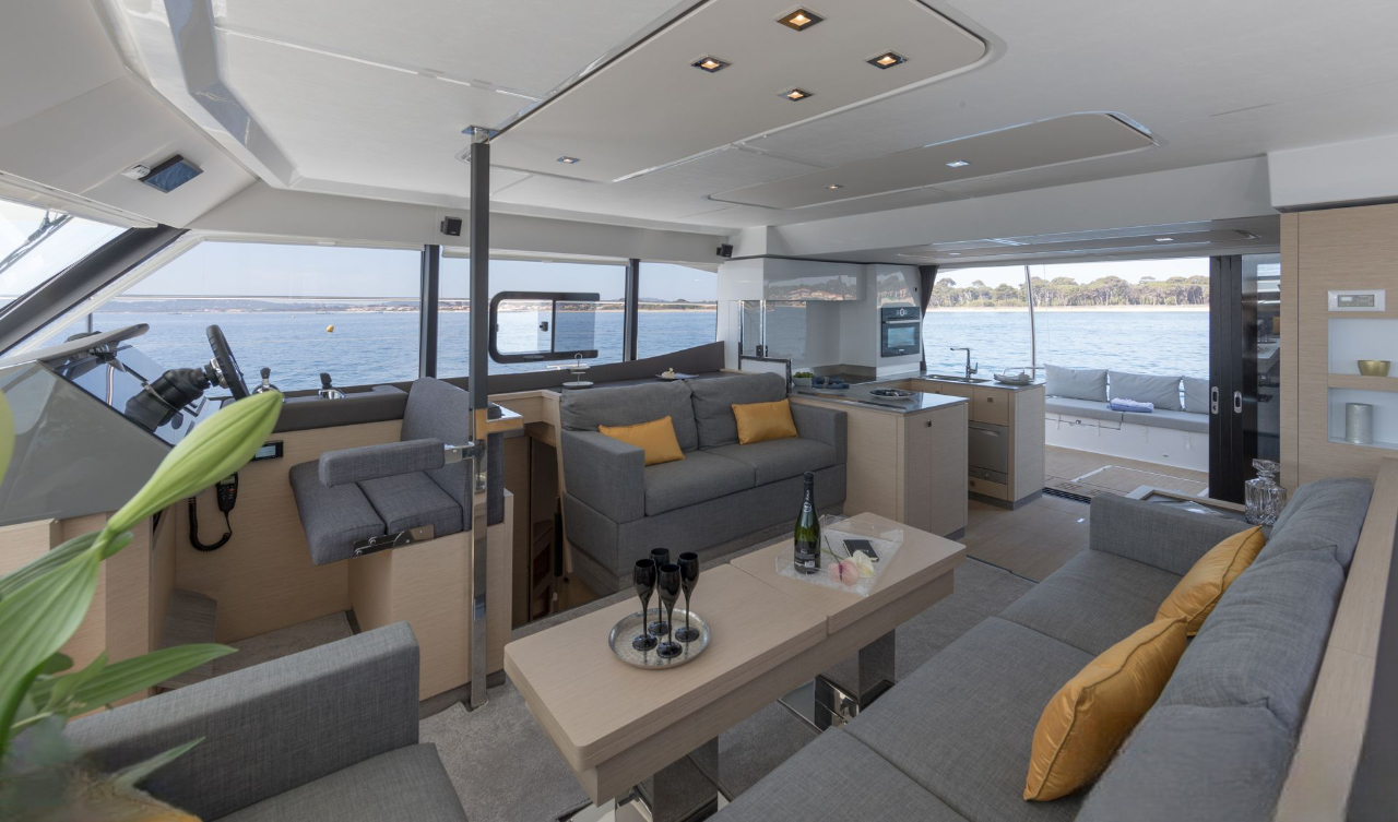 Fountaine Pajot MY6 | Mamma Mia
