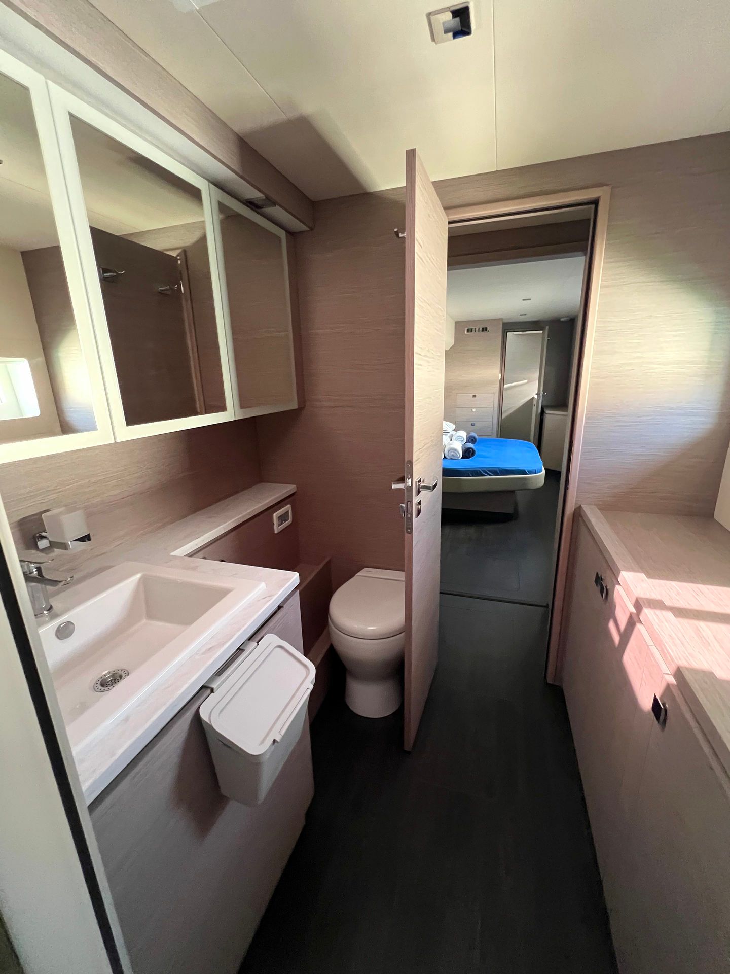 Fountaine Pajot MY6 | Mamma Mia