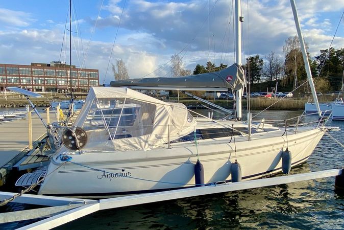 Maxi Fenix 28 | Aquarius