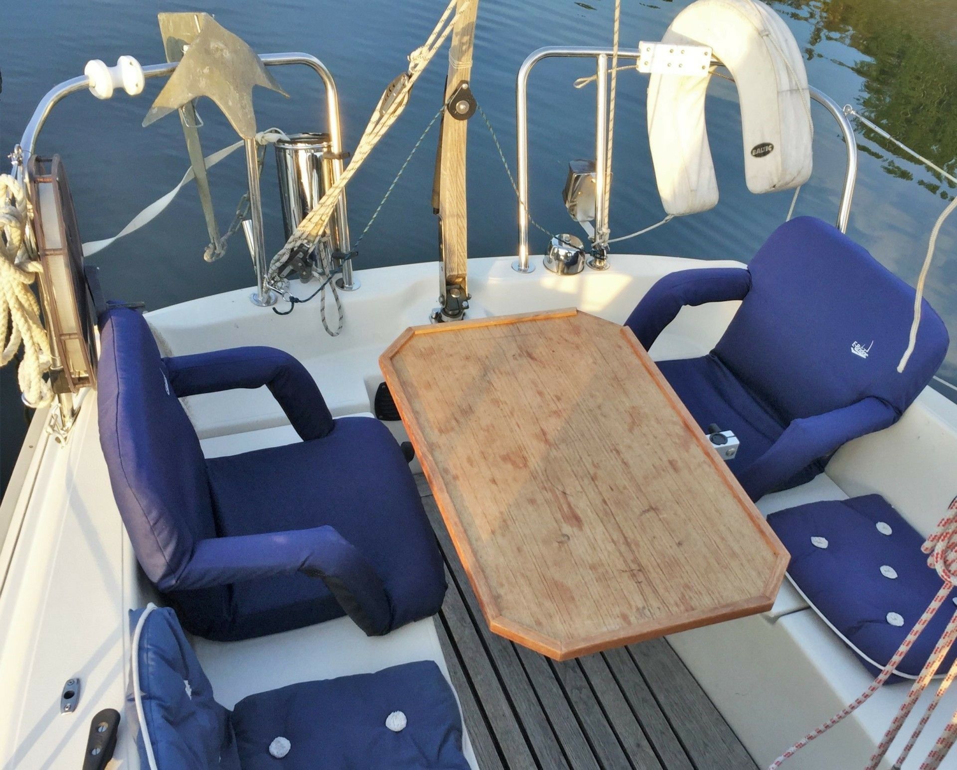 Maxi Fenix 28 | Aquarius