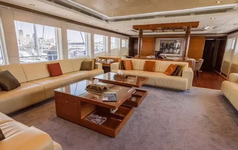 Majesty 121 | Meteor
