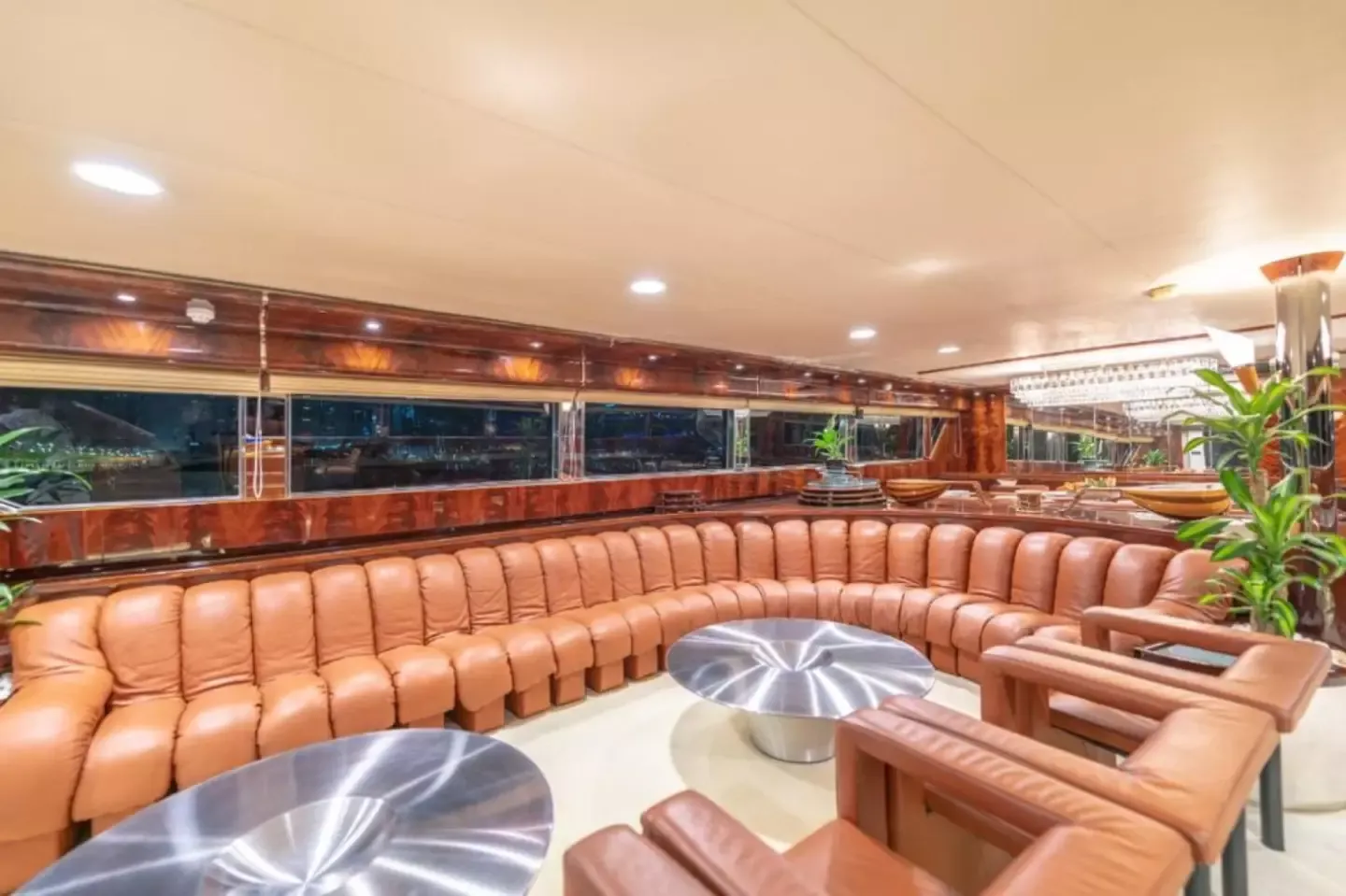 Hatteras 142 | Harpoon