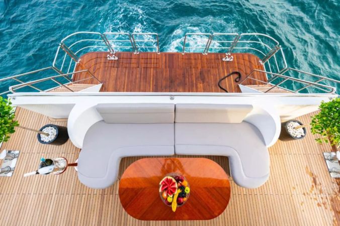 Hatteras 142 | Harpoon