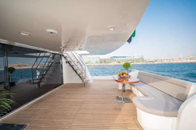 Hatteras 142 | Harpoon