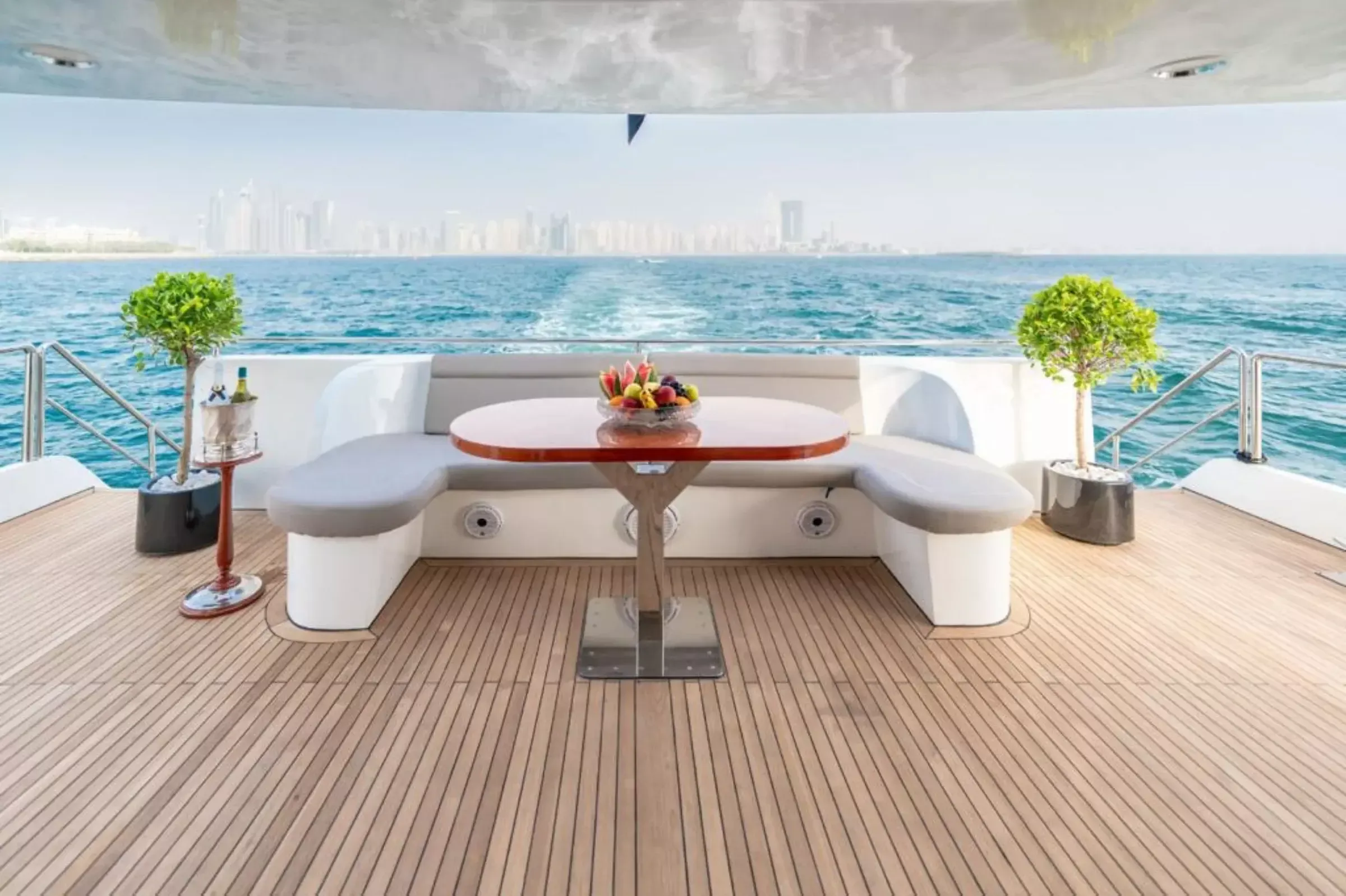 Hatteras 142 | Harpoon