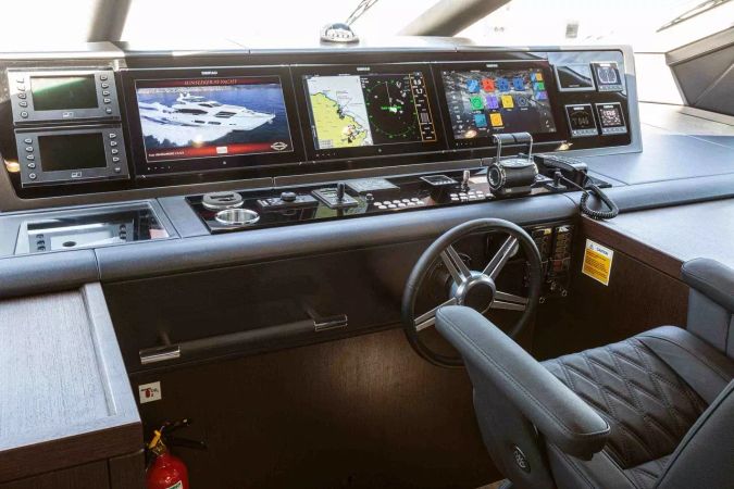 Sunseeker Predator 95 | New Edge