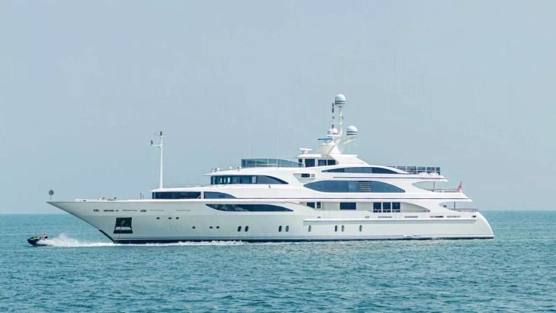 Benetti 184 | Zefzaf