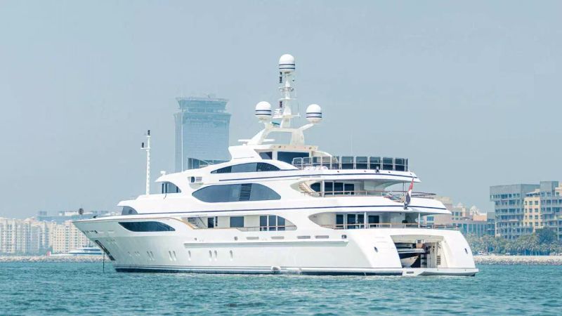 Benetti 184 | Zefzaf