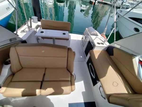 Four Winns Vista 275 | Angel