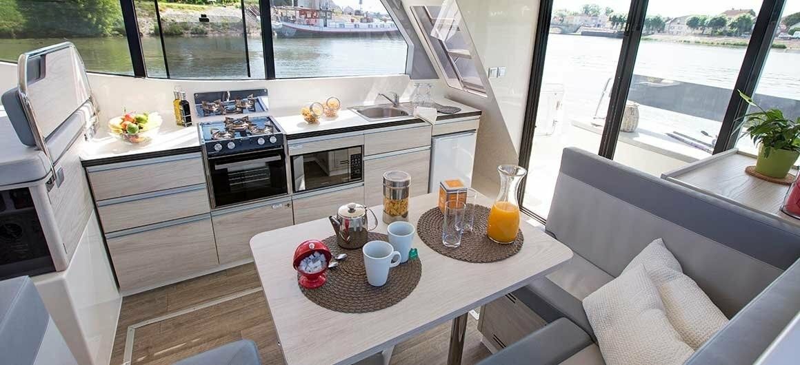 Le Boat Horizon 2 | Premier 37