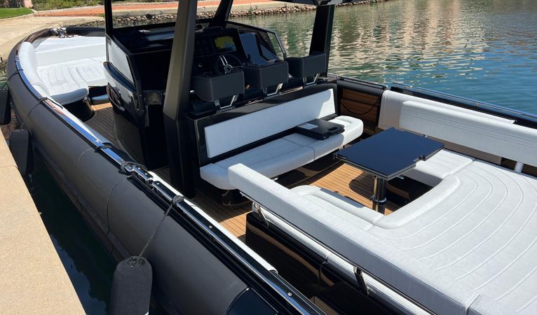 Novamarine Black Shiver 120 | Oscar