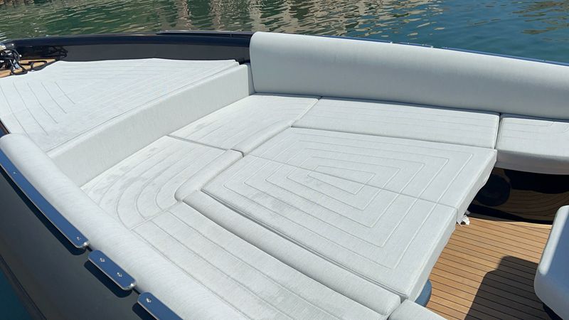 Novamarine Black Shiver 120 | Oscar