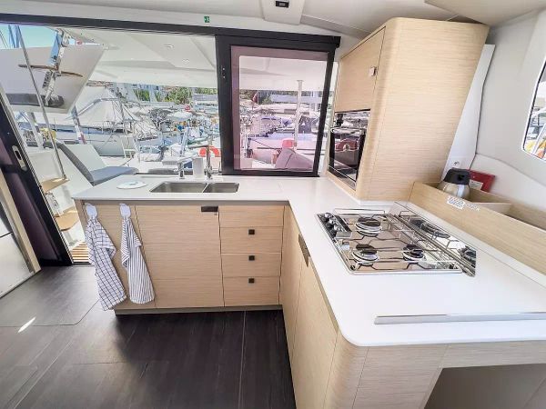 Fountaine Pajot Isla 40 | Portofino