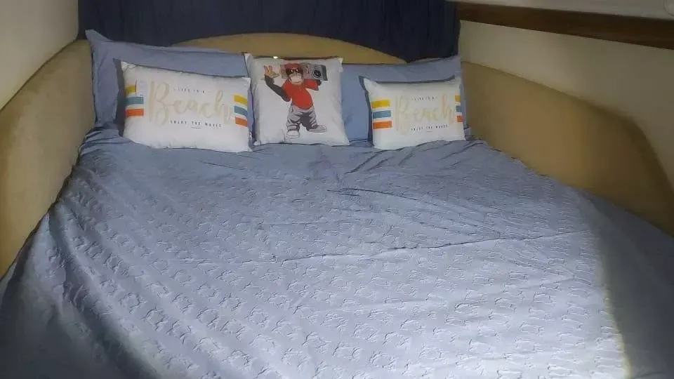 Cranchi 42 | Blue water