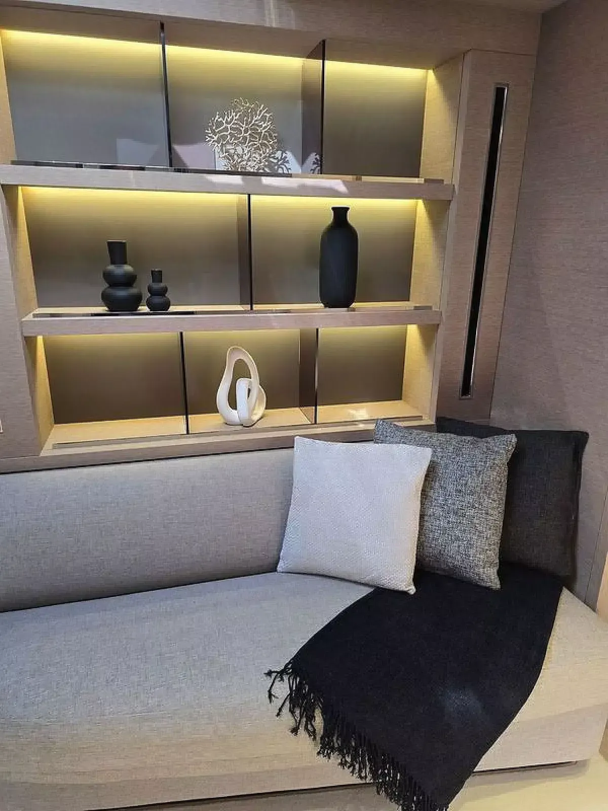 Lagoon Sixty 5 | TriWing Endor