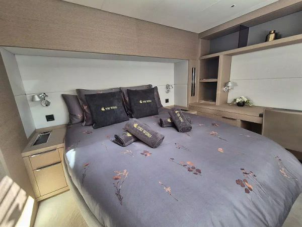 Lagoon Sixty 5 | TriWing Endor