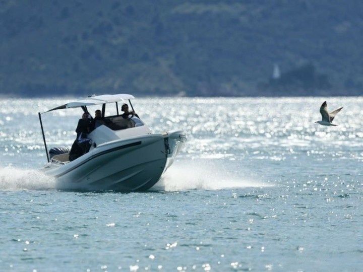 SuperRib 30 Cabin | 24