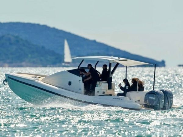 SuperRib 30 Cabin | 24