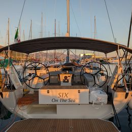 D and D Kufner 54 | Six on the Sea