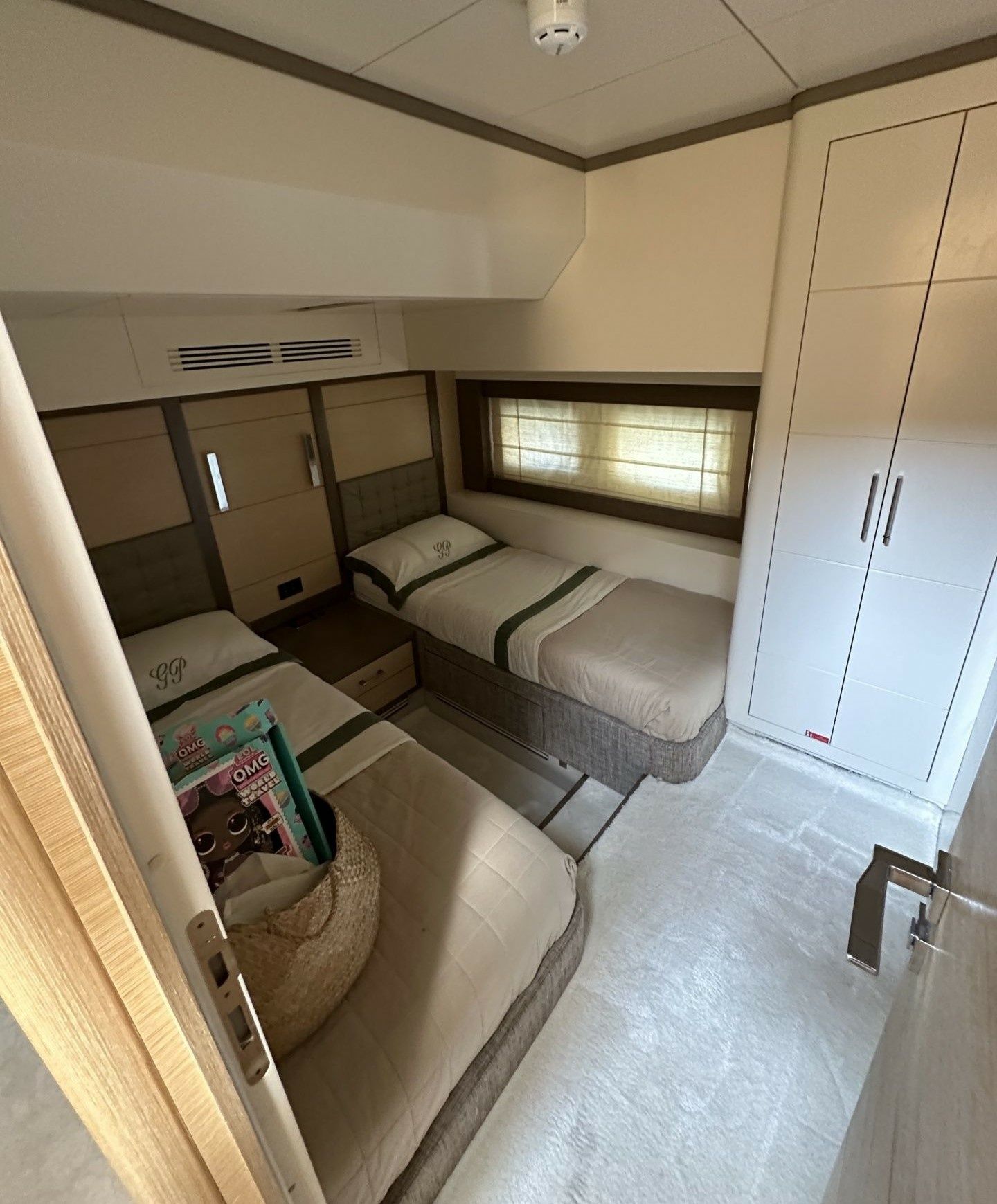 Sirena Yachts 64 | Gente Distratta 3