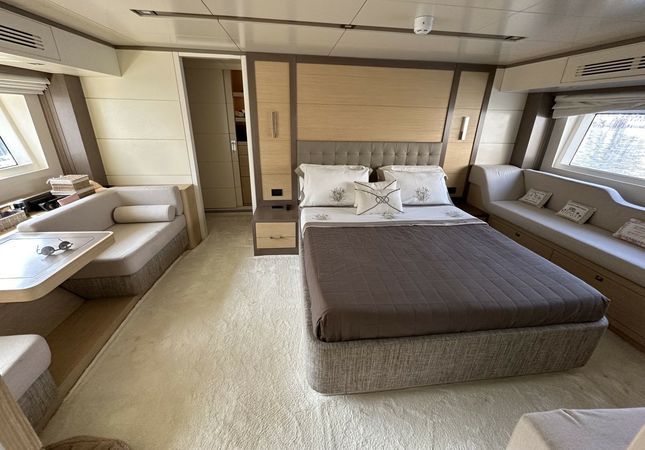 Sirena Yachts 64 | Gente Distratta 3