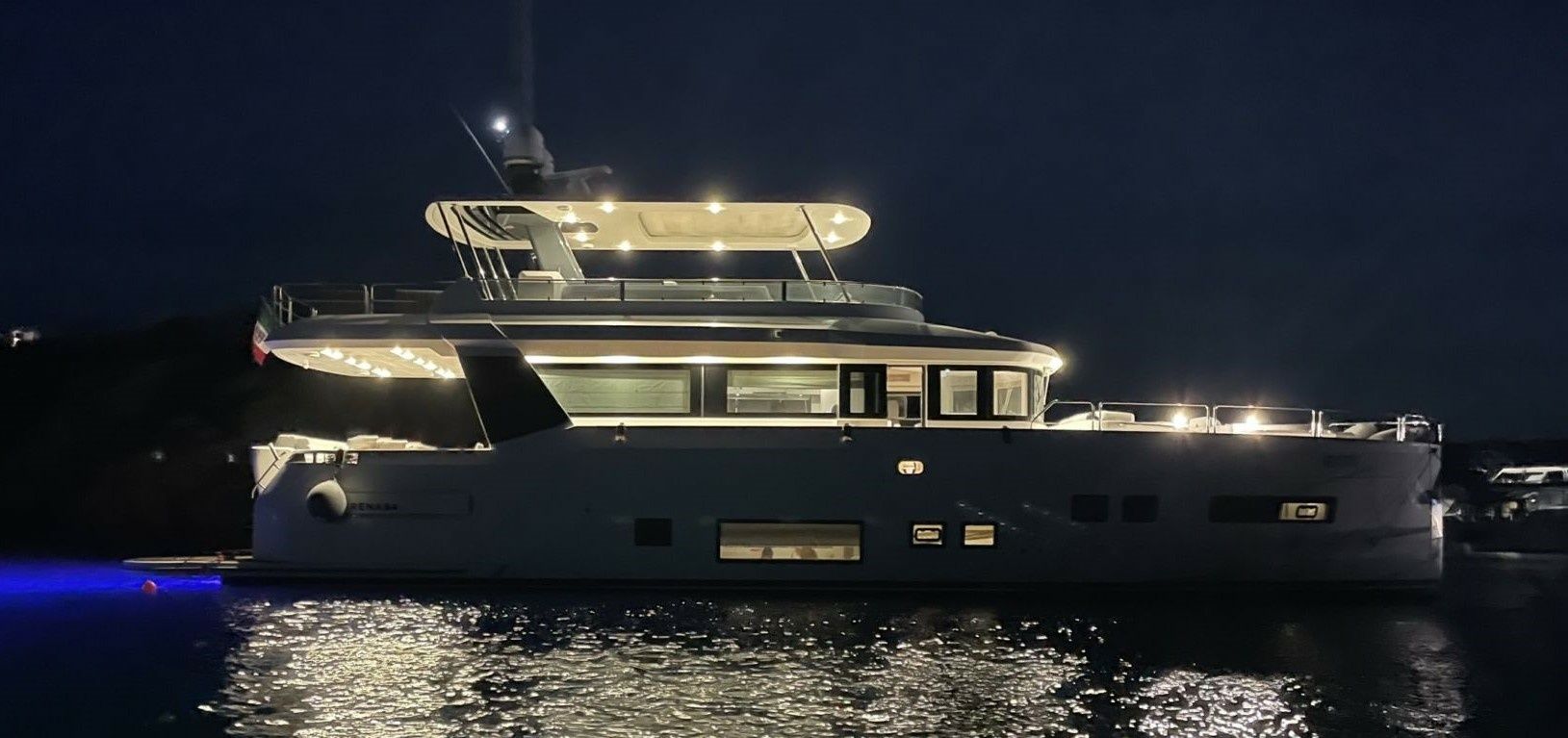 Sirena Yachts 64 | Gente Distratta 3