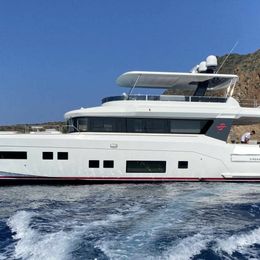 Sirena Yachts 64 | Gente Distratta 3