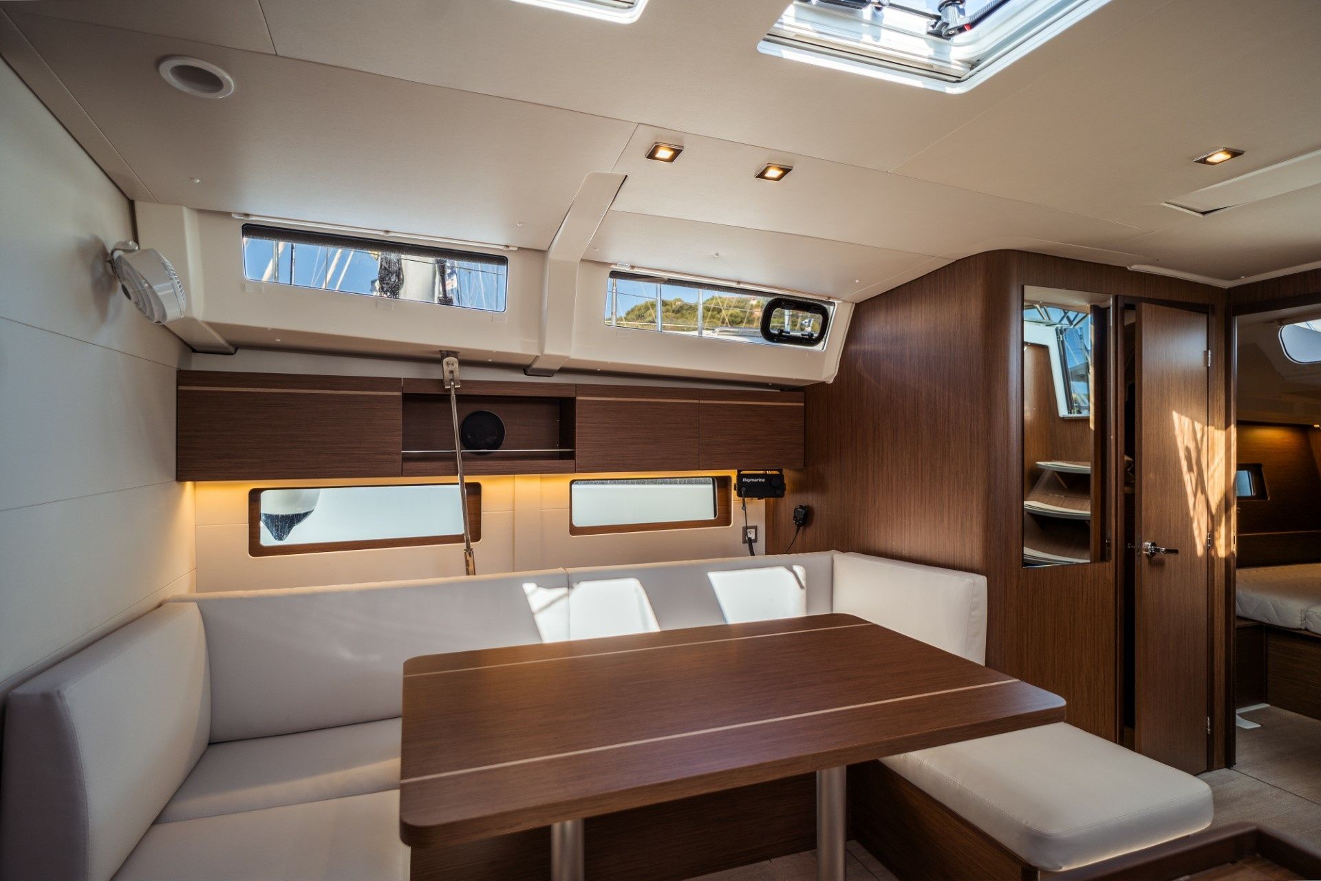 Beneteau Oceanis 46.1 | Sarina