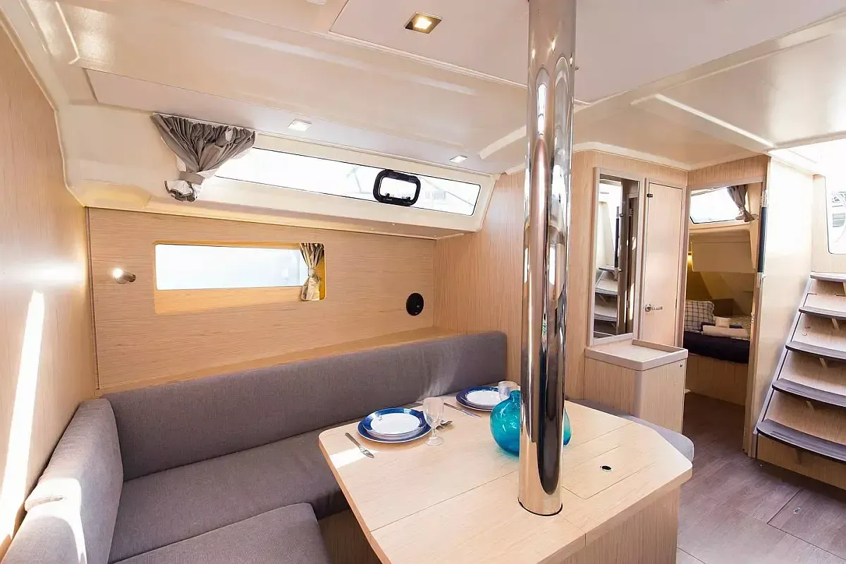 Beneteau Oceanis 41.1 | Sardi