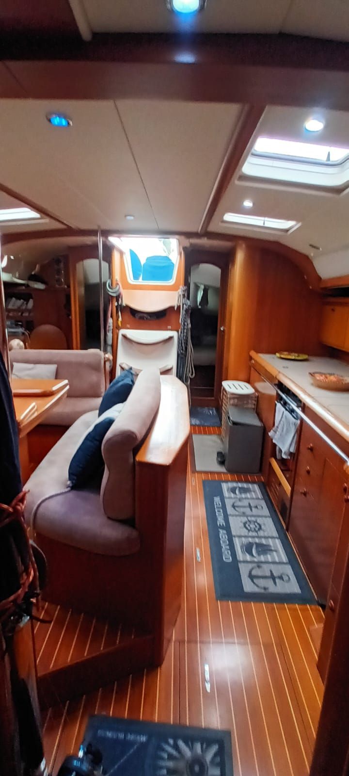 Jeanneau 49 | Karibu