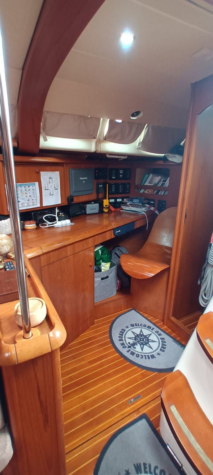 Jeanneau 49 | Karibu