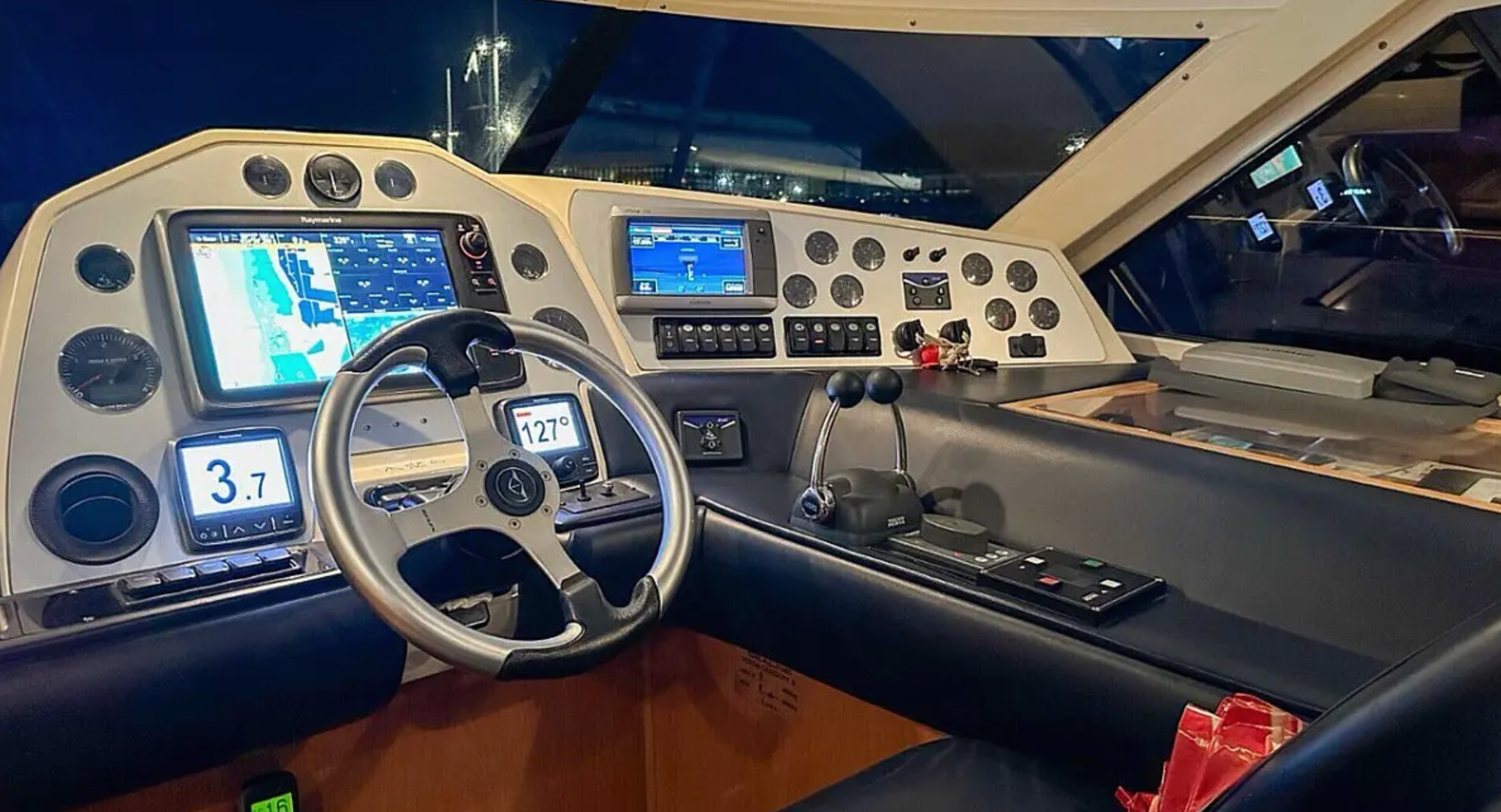 Sealine C390 | La Mouette