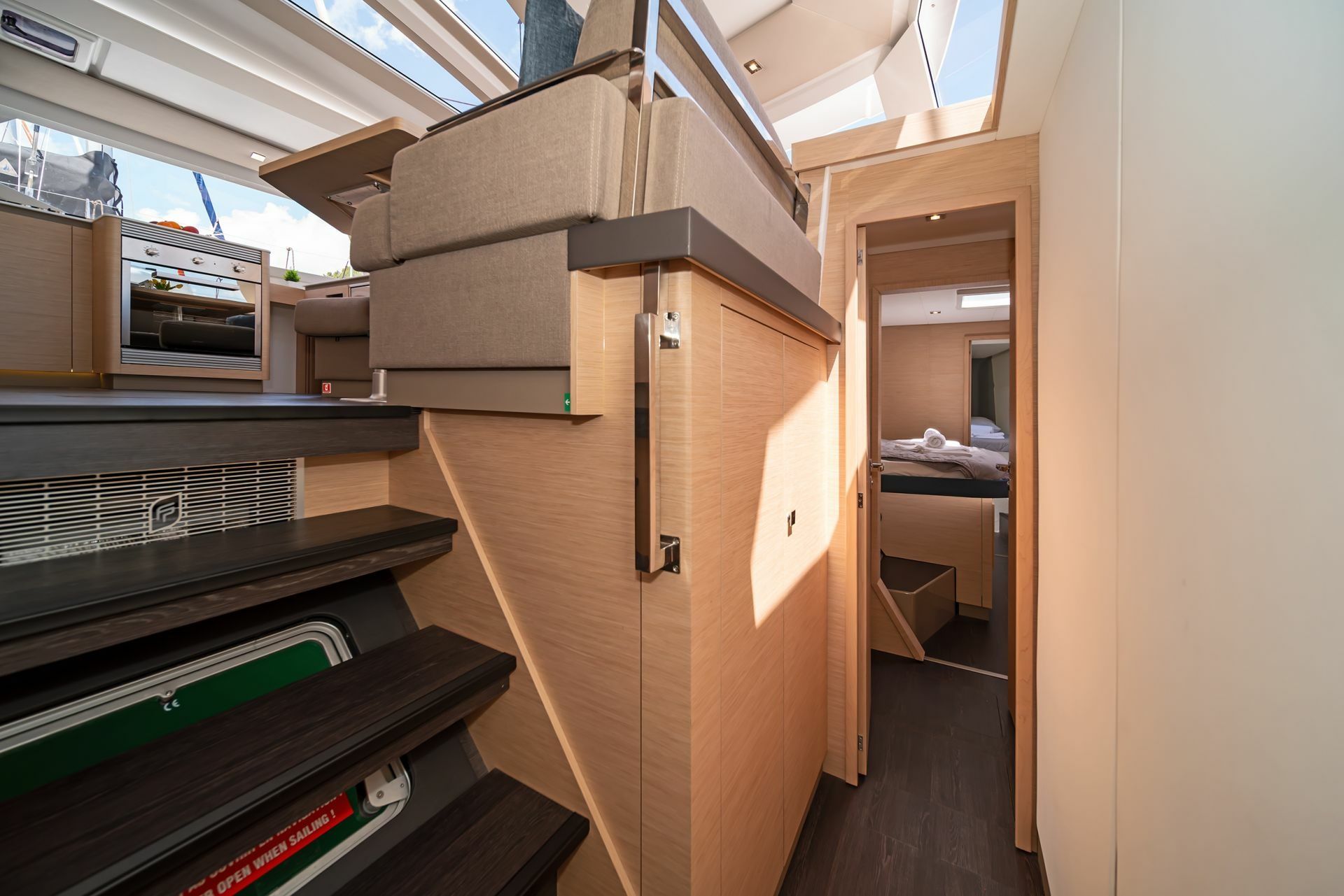 Fountaine Pajot Tanna 47 | First Life
