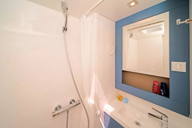Fountaine Pajot Tanna 47 | First Life