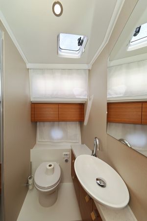 Greenline 48 | Red Hot