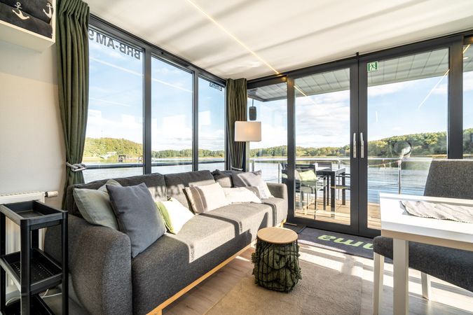 La Mare Apart LL | Emma