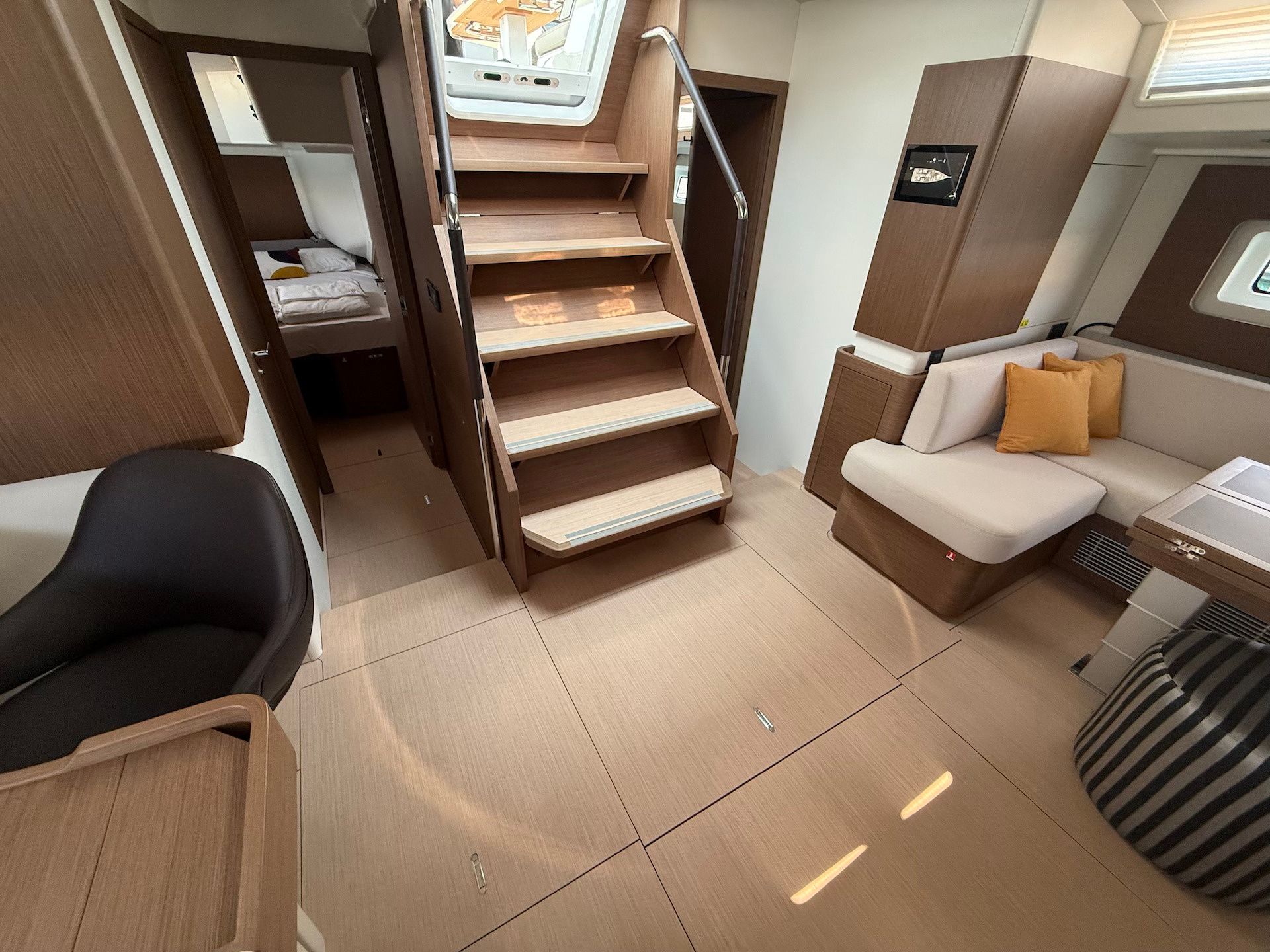 Beneteau Oceanis 60 | Scorpio 3