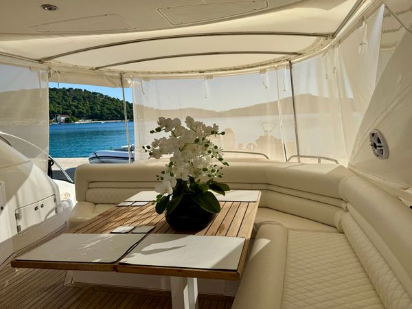Sunseeker Portofino 53 | Polly