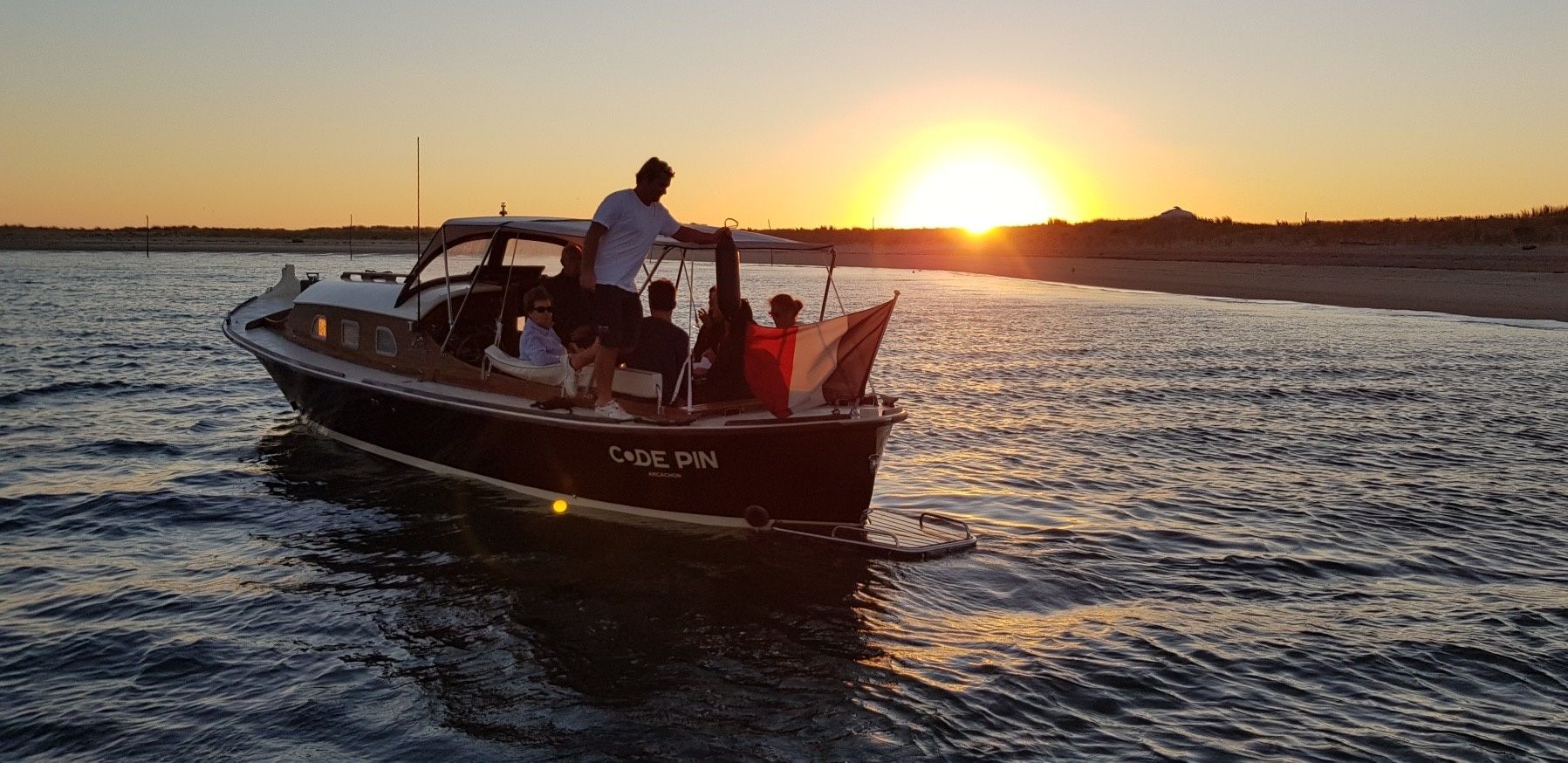 Dubourdieu Pinasse Classique | Code Pin