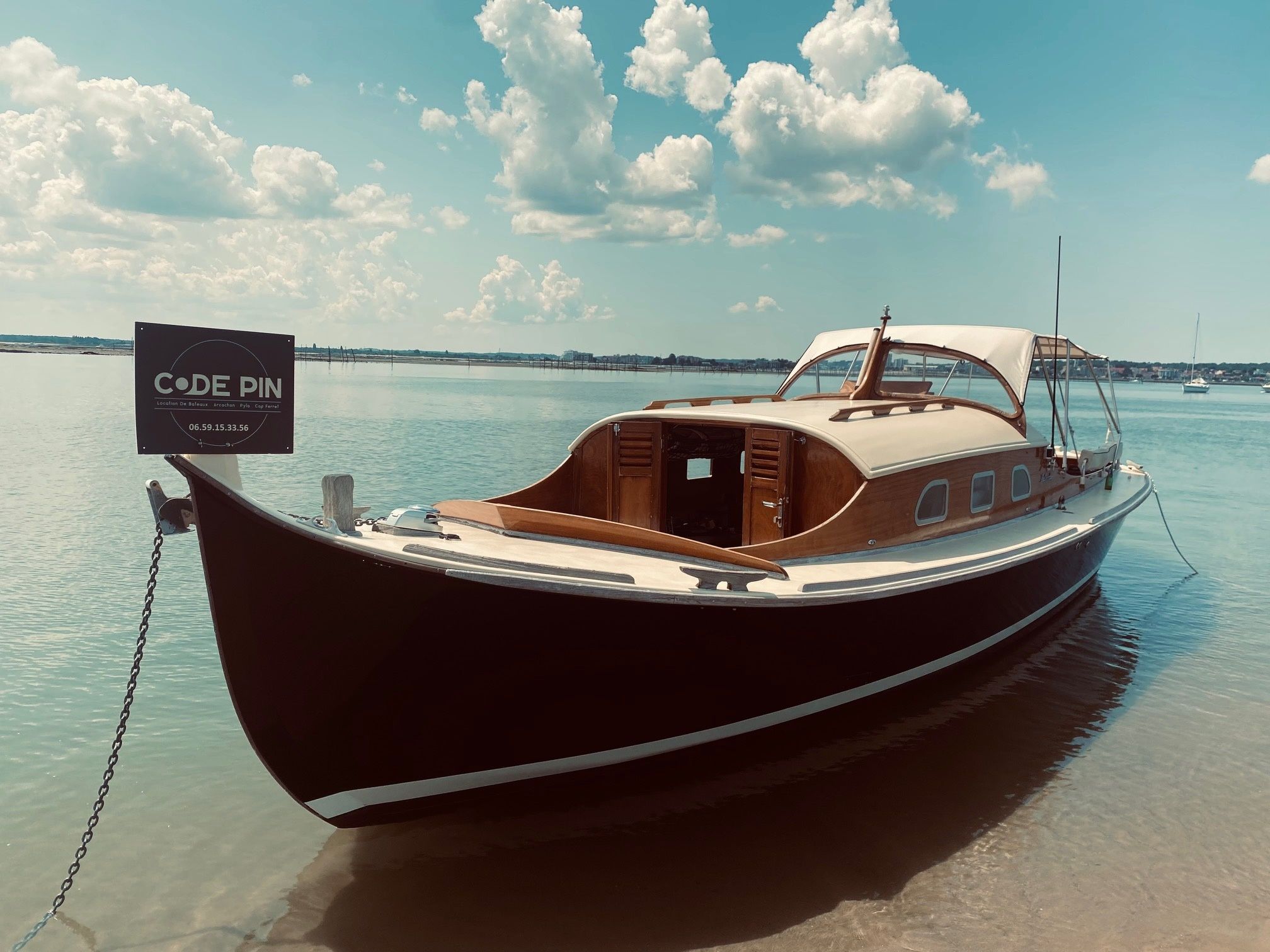 Dubourdieu Pinasse Classique | Code Pin