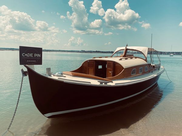 Dubourdieu Pinasse Classique | Code Pin