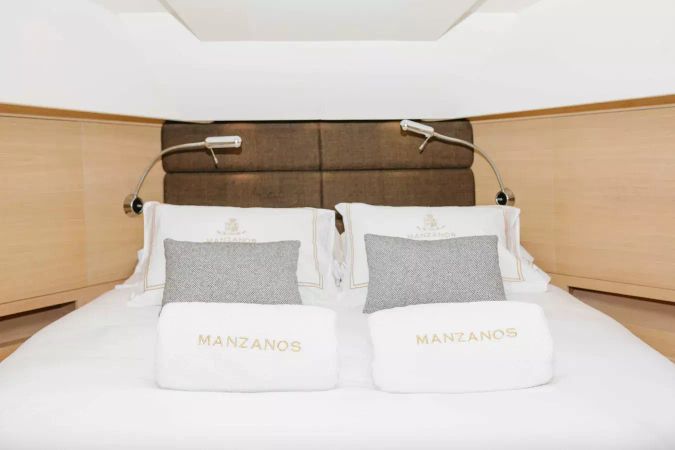 Aicon 72 | Manzanos 2