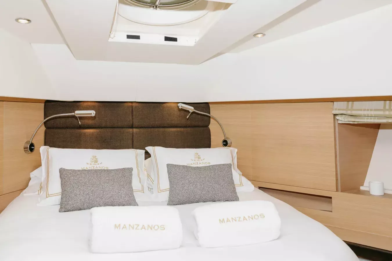 Aicon 72 | Manzanos 2