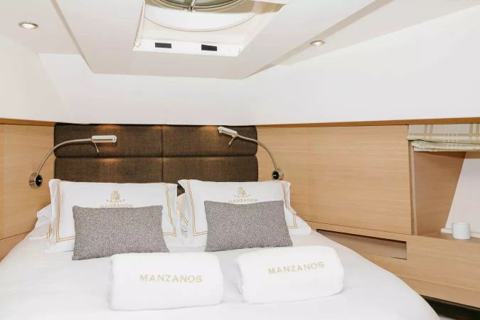 Aicon 72 | Manzanos 2