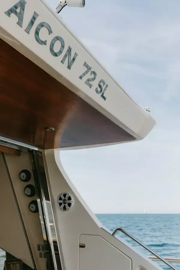 Aicon 72 | Manzanos 2